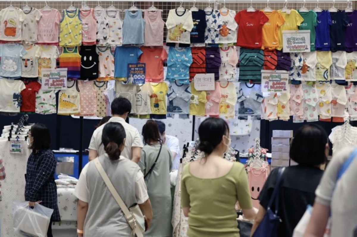 Ty le sinh o Han Quoc tiep tuc thap ky luc