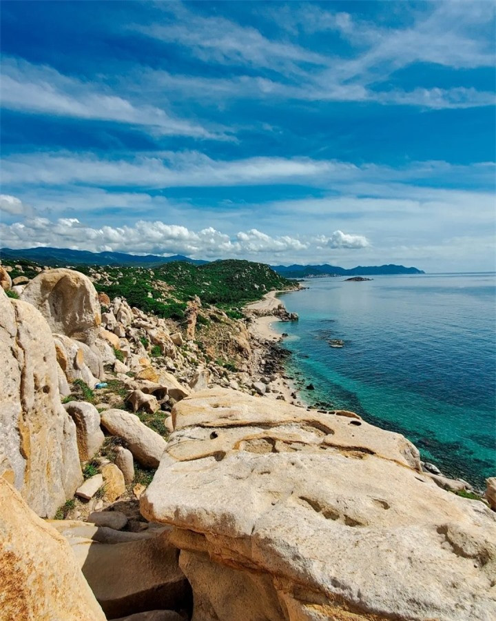 Khám phá ‘công viên đá’ triệu năm tuổi cực đẹp ở Ninh Thuận - Hình 3 Kham pha ‘cong vien da’ trieu nam tuoi cuc dep o Ninh Thuan-Hinh-3