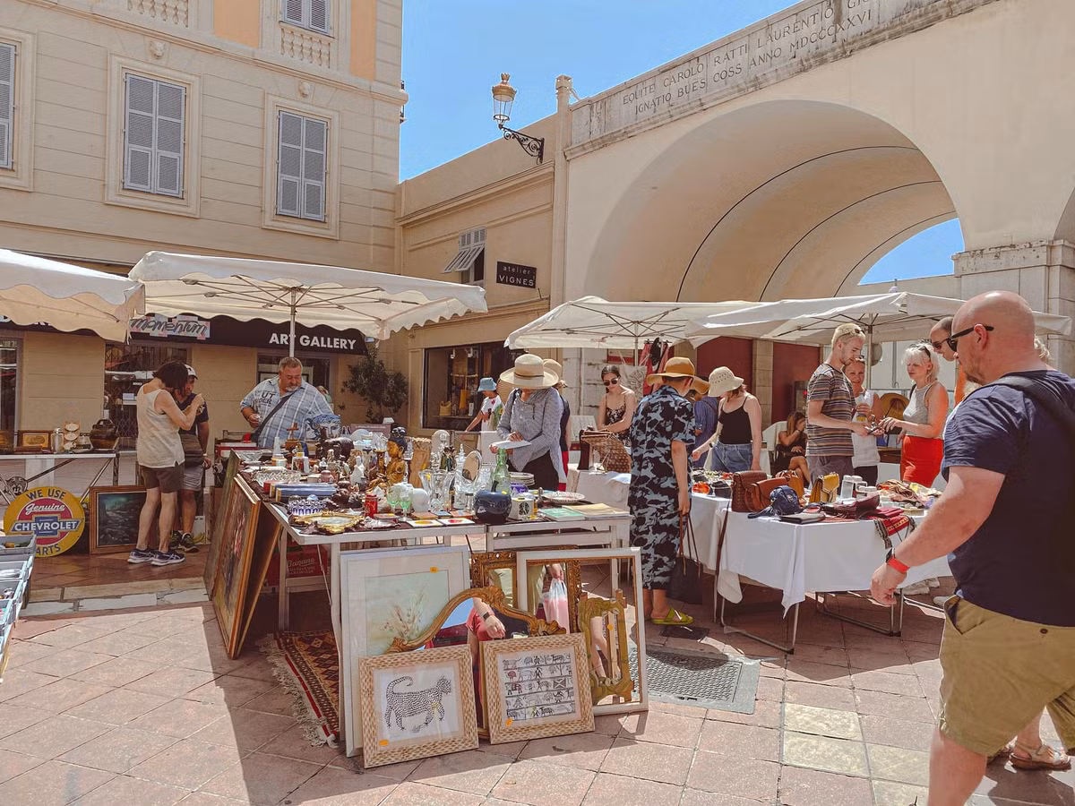 Co gai 22 tuoi di du lich mot minh den 22 nuoc-Hinh-14