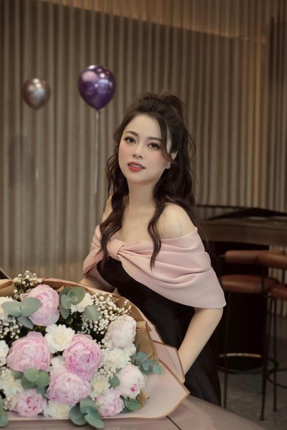 Hang 'Tui' choi sang tau xe hop, nhin gia xong ma choang-Hinh-4