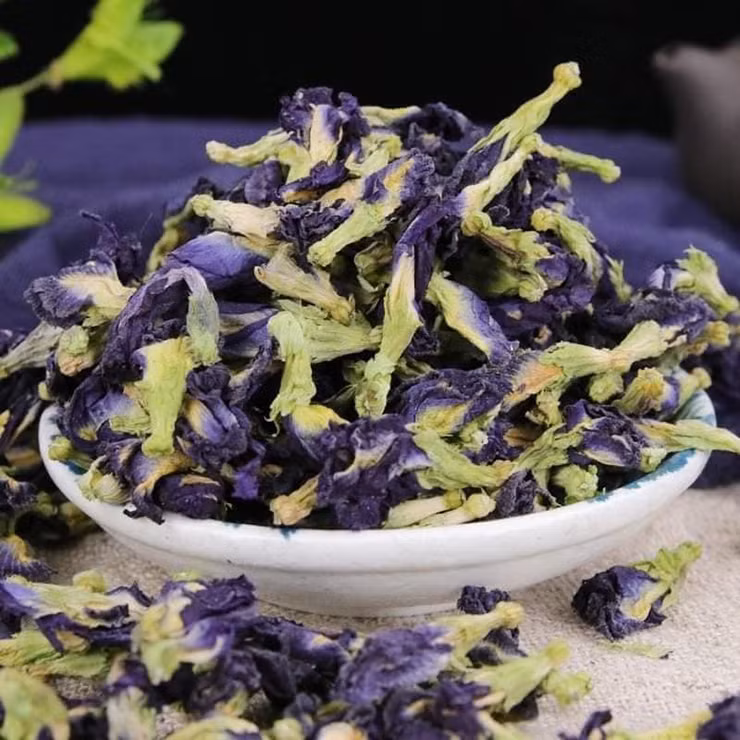 Loại hoa tươi không bảo quản được lâu, dễ dập nát nên loại này các tiểu thương thường bán theo đơn đặt hàng của khách