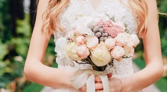 Me chong bat cong chi coi trong vo chong con trai ut