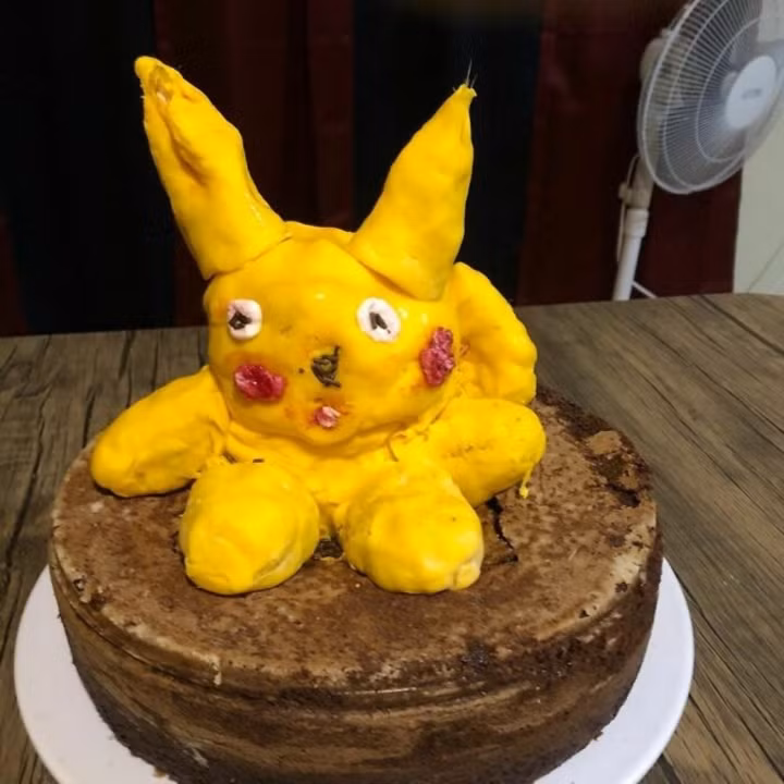 Người yêu thích Pikachu sẽ khóc thét khi nhận được chiếc bánh này.