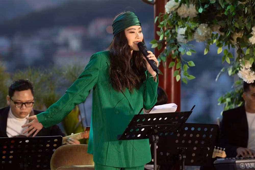 Nam Em song ca Quoc Thien, netizen khen 'dang dong tien bat gao'