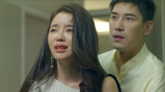 Bat gap bo cap ke voi gai tre, toi chup anh gui cho me