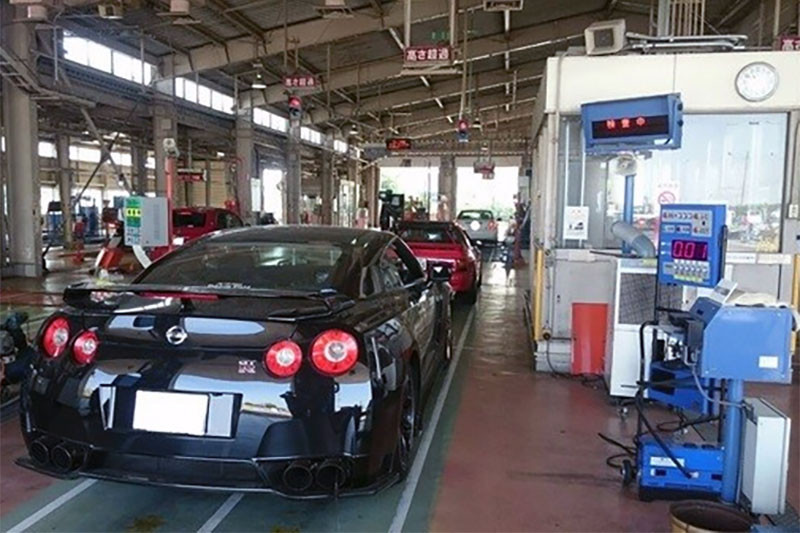 Dang kiem xe o cac nuoc dien ra the nao?-Hinh-3