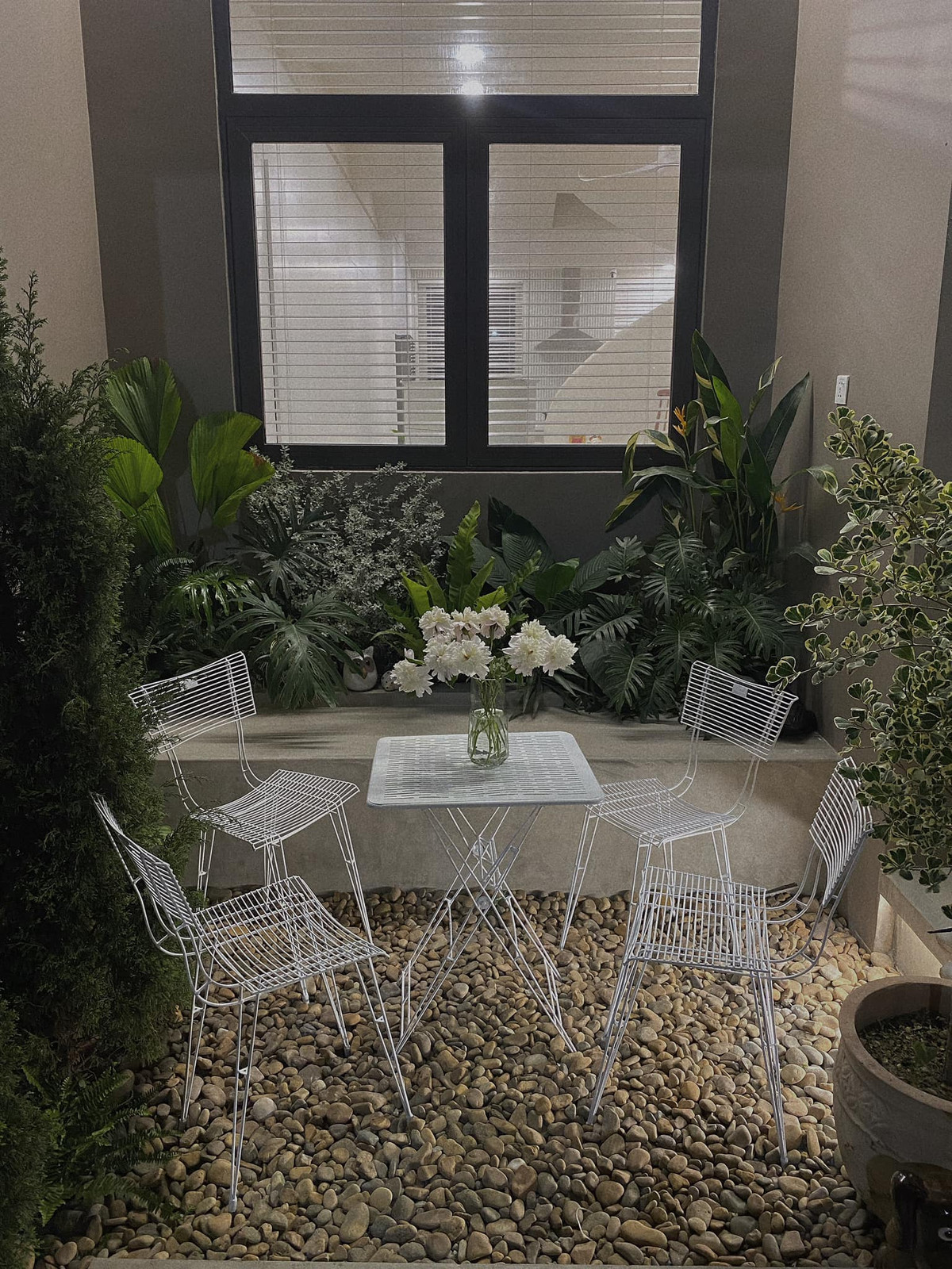 Kham pha ngoi nha ‘bach ngoc’ o Hue cua chang trai tre-Hinh-13