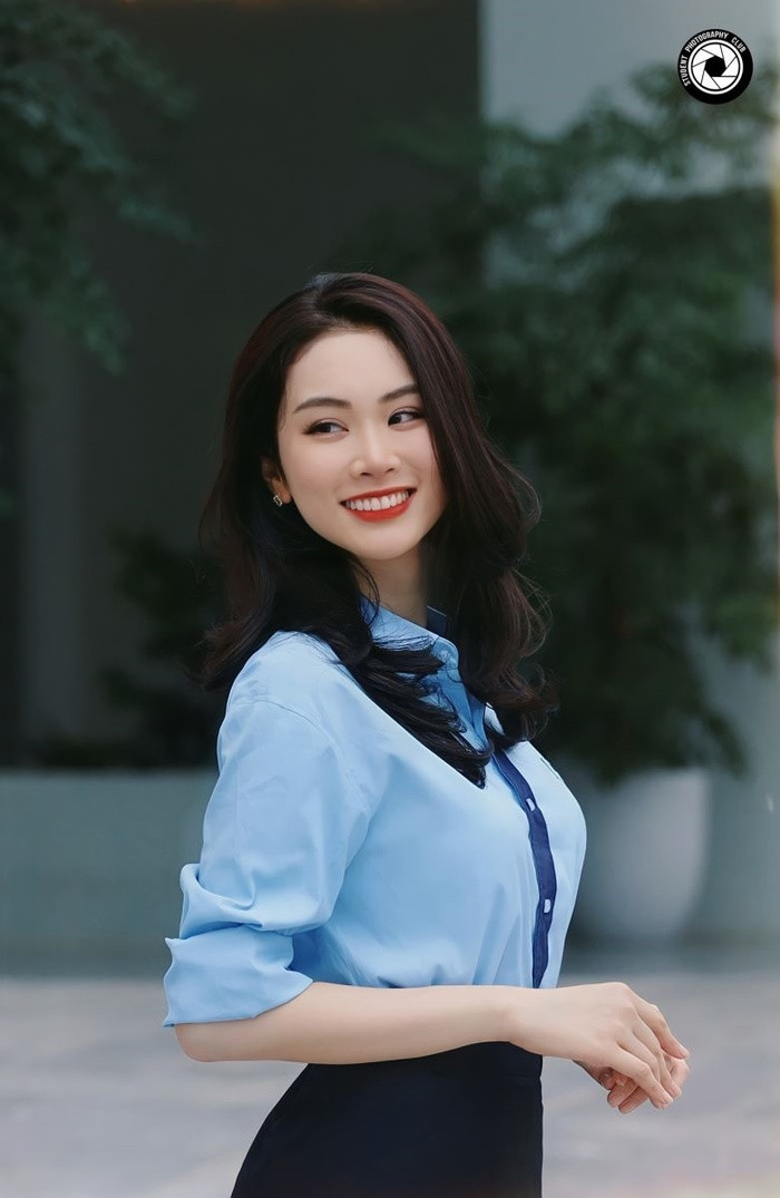 Nhan sắc thời sinh viên của Người đẹp Bản lĩnh Miss World Vietnam - Hình 7 Nhan sac thoi sinh vien cua Nguoi dep Ban linh Miss World Vietnam-Hinh-7