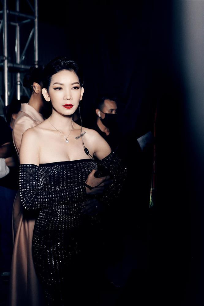 Xuan Lan khoe anh chua 18, nhin chang lien quan bay gio-Hinh-3