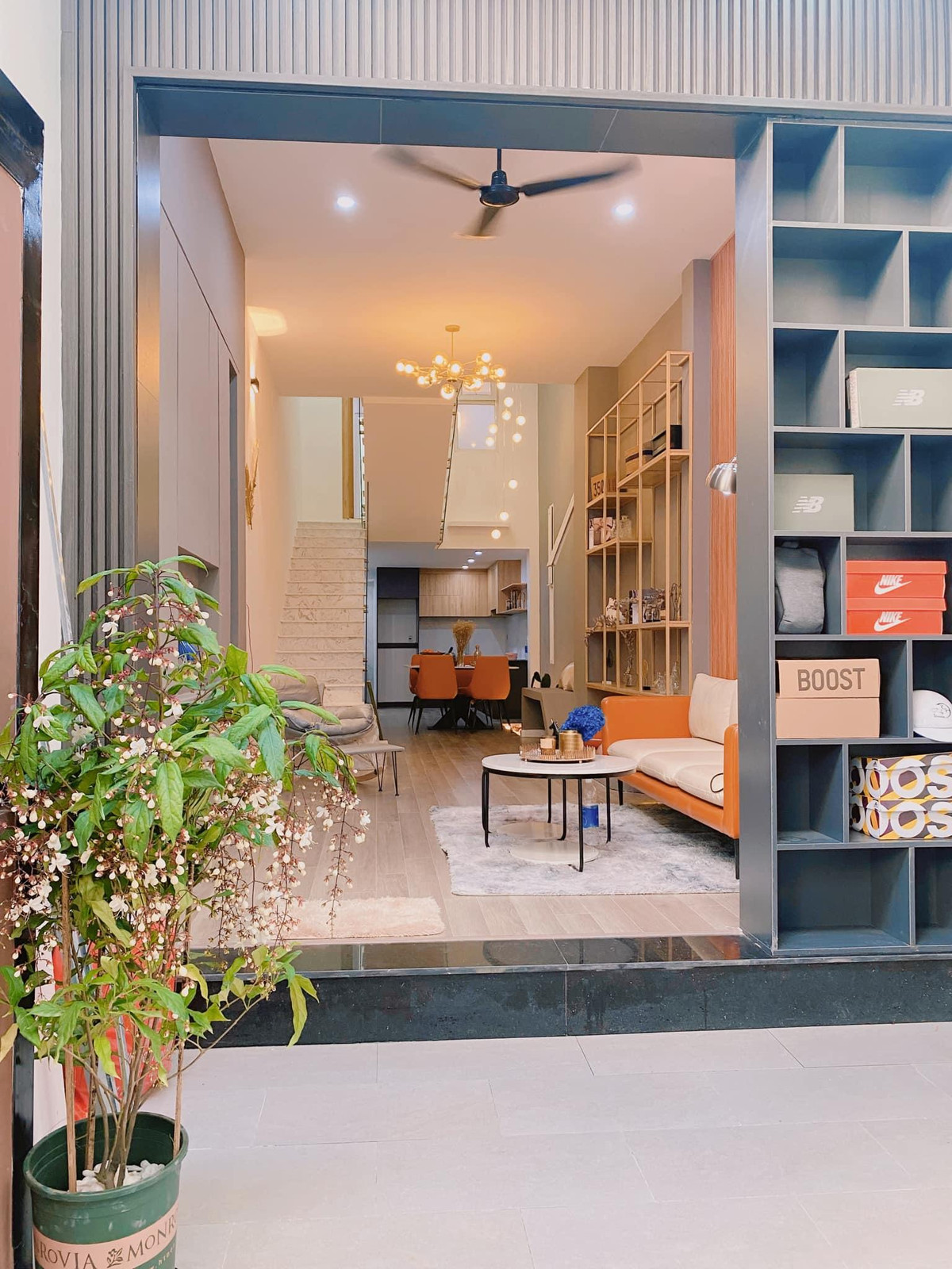 Nhà phố hiện đại, thiết kế trẻ trung ai cũng muốn ở - Hình 2 Nha pho hien dai, thiet ke tre trung ai cung muon o-Hinh-2