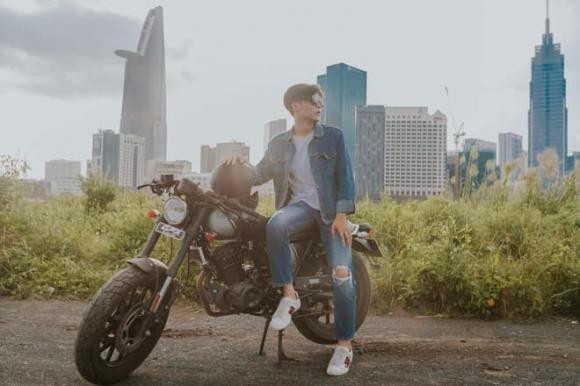 Em trai Hoa Minzy manh tay 'tau' dong ho hieu, gia choang-Hinh-4