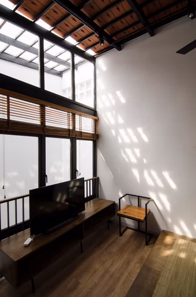 “Mat lim tim” voi ngoi nha duoc thiet ke sieu don gian, re tien-Hinh-13