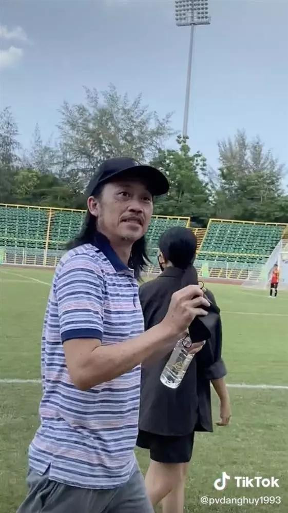 Hoai Linh duoc gioi thieu trong dam cuoi nhung hiem ai vo tay-Hinh-5