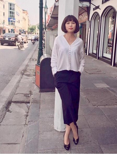 Bat ngo ngoai hinh BTV Quang Minh sau khi roi 'Thoi Su 19h'-Hinh-4