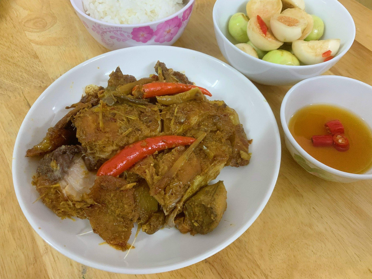 Vợ trẻ lương 7 chữ số bật mí 'bí kíp' tiêu 8 triệu đồng/tháng ở Hà Nội ảnh 5