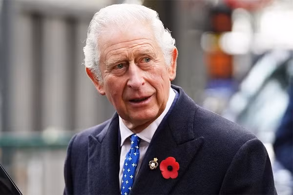 Hai loai nuoc uong vao bua sang cua vua Charles