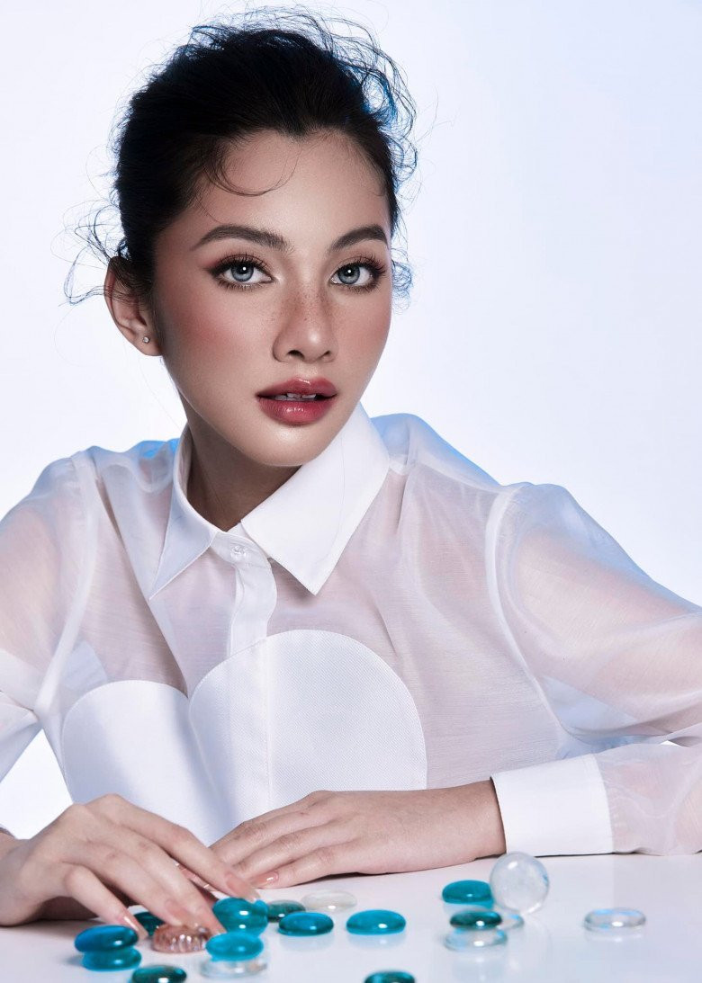 Nguoi tinh tin don cua chong cu Le Quyen gay bao voi visual cuc dinh-Hinh-7