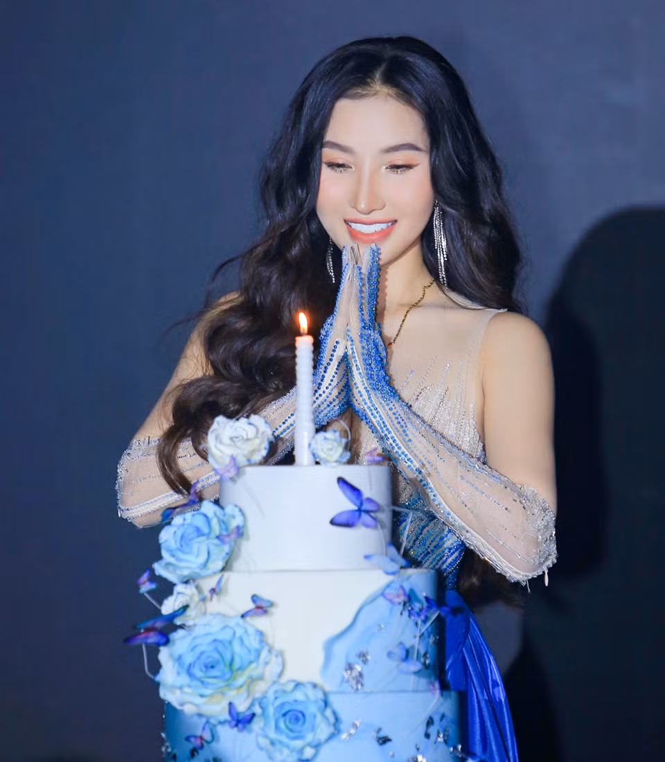 Sao nam tang vo qua sieu khung la 89 cuon so do-Hinh-3