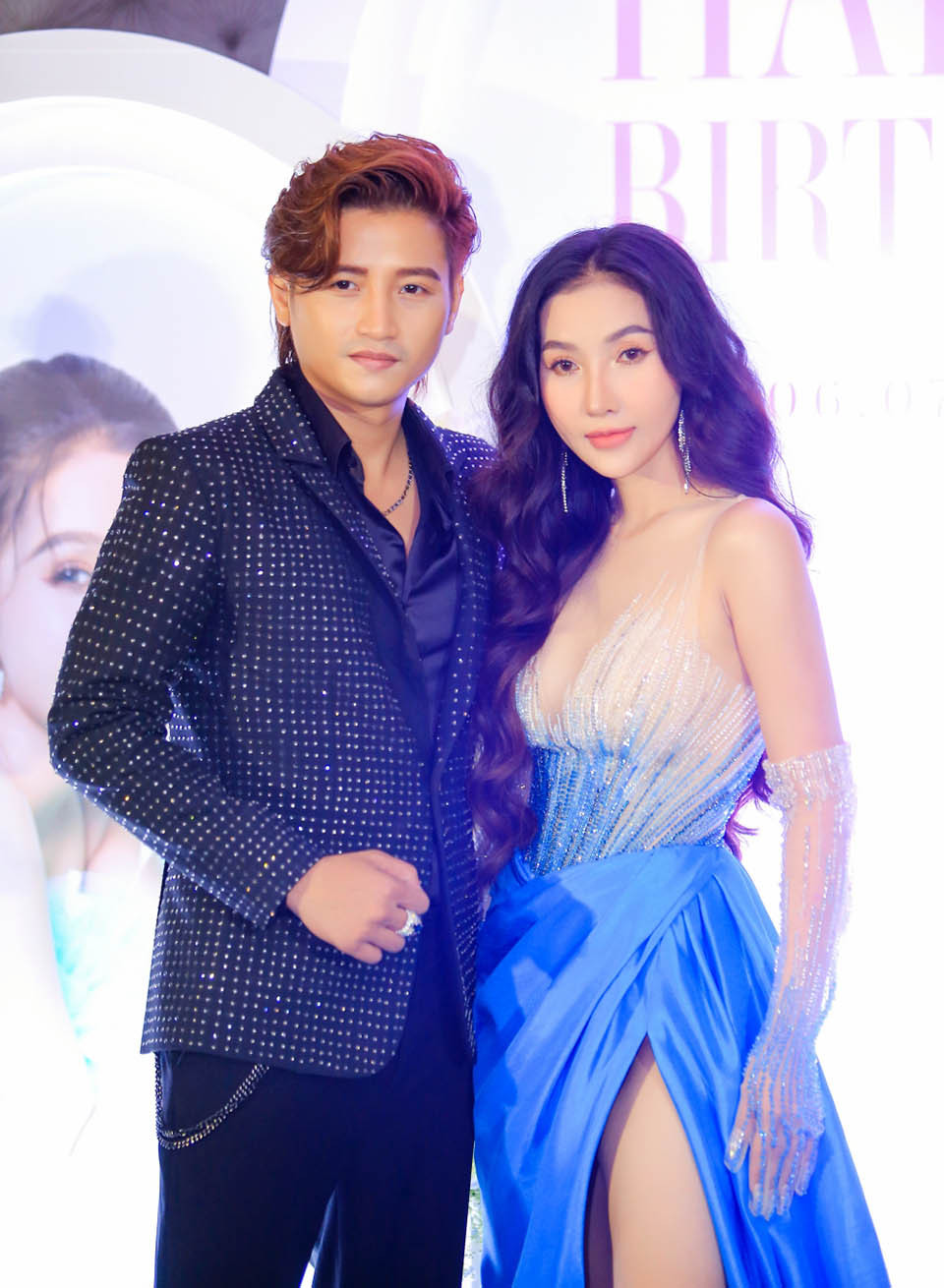 Sao nam tang vo qua sieu khung la 89 cuon so do-Hinh-2