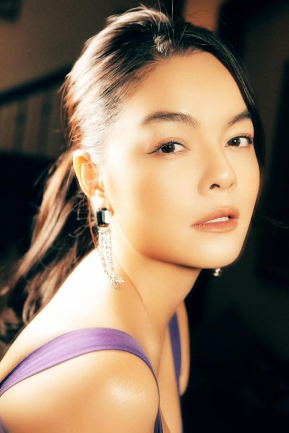 Gai ba con Pham Quynh Anh tung loat anh len do ho bao-Hinh-3