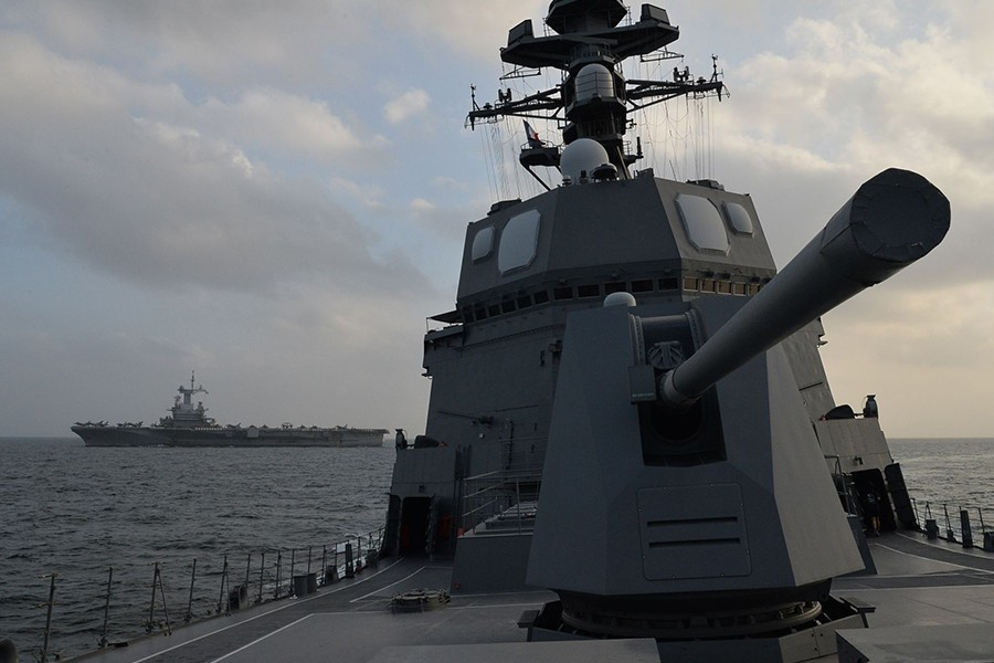 Đây là lần đầu tiên Hải quân Pháp chuyển giao quyền điều hành nhóm tấn công tàu sân bay Charles de Gaulle dưới sự chỉ huy trực tiếp của NATO trong suốt cuộc tập trận