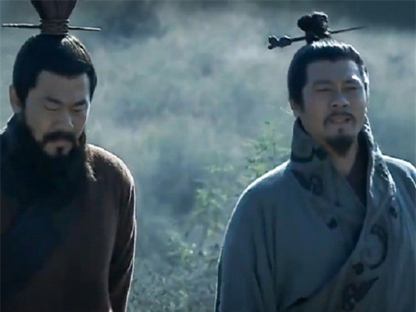 Truoc khi chet, Tran Cung noi mot cau khien Tao Thao roi nuoc mat-Hinh-5