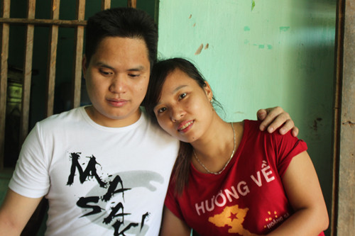 Chị Lan nguyện đem lòng yêu và gánh vác khó nhọc của gia đình ông Bình.