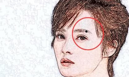  Nốt ruồi ở lông mày bên trái: Nếu phụ nữ có nốt ruồi ở lông mày bên trái thì gọi là nốt ruồi phát tài. Người có nốt ruồi này sẽ được phú quý. Nếu nốt ruồi có màu tối, sáng, ẩn khuất thì người phụ nữ như vậy sinh ra sẽ có tài lộc. 