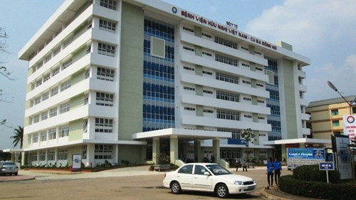 Hiện nay, đây là bệnh viện đa khoa hạng I trực thuộc Bộ Y tế với 620 giường bệnh, gồm 39 khoa phòng, phục vụ nhân dân trong tỉnh và khu vực lân cận từ Nam Hà Tĩnh đến bắc Quảng Trị. Ảnh: Nhandan.com.vn