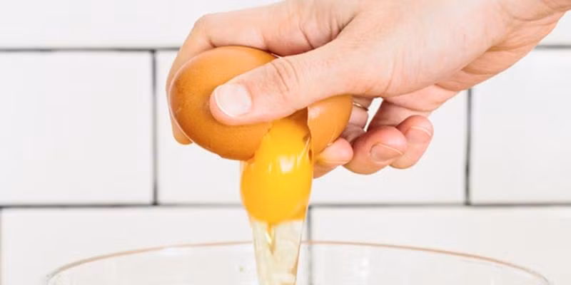 5 loai thuc pham du het han van co the dung binh thuong-Hinh-3