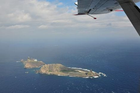 Máy bay quân sự Trung Quốc tuần tra Điếu Ngư/Senkaku.