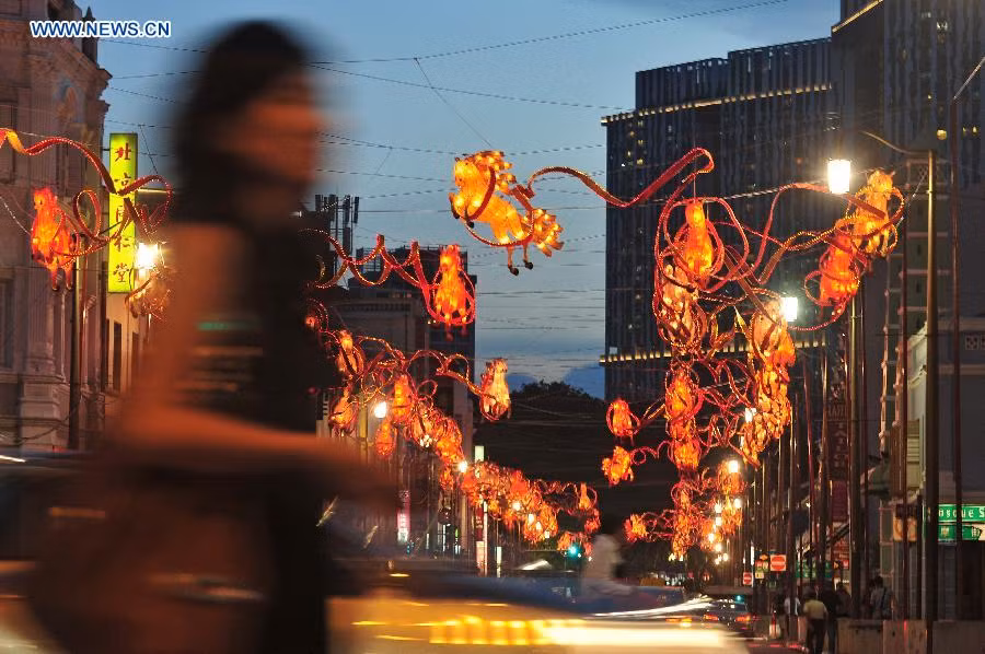 Khu phố Tàu ở Singapore trang trí lộng lẫy chuẩn bị đón tết. Ảnh chụp ngày 8/1.