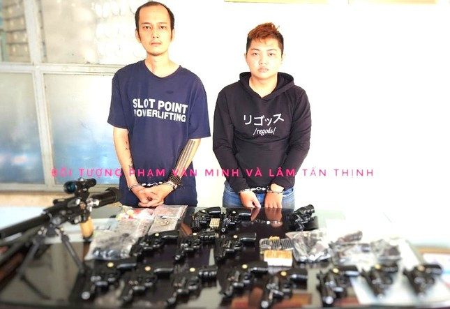 CA TP HCM triet pha lo san xuat sung quan dung ‘khung’