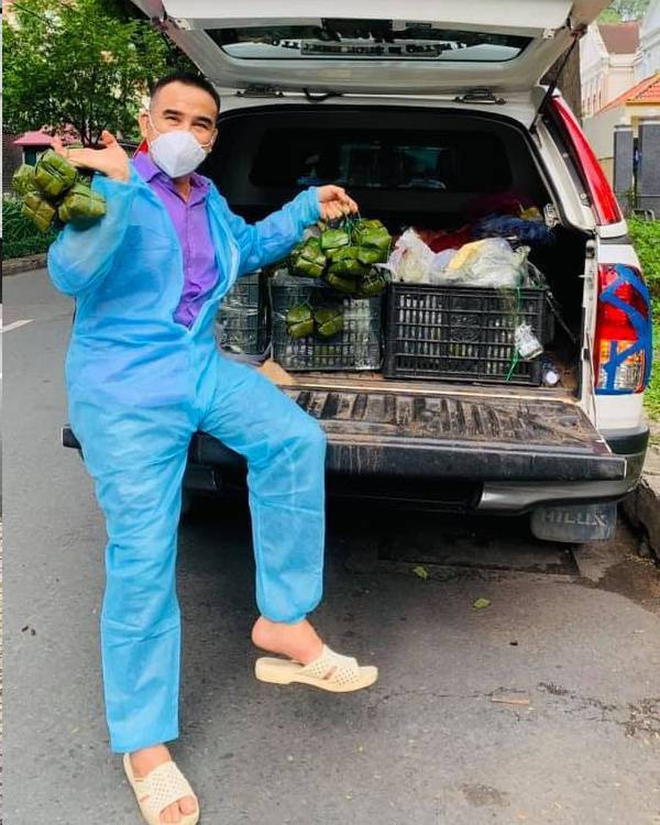 MC Quyền Linh lần đầu tiết lộ thiệt hại sau khi tham gia chống dịch MC Quyen Linh lan dau tiet lo thiet hai sau khi tham gia chong dich