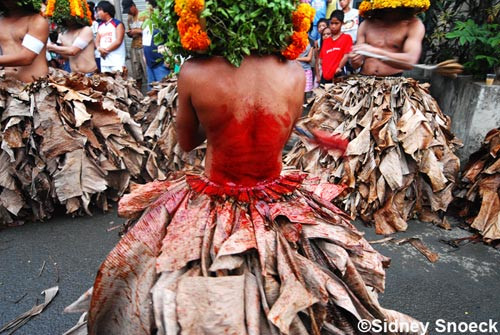 Họ coi đây là một hành động hy sinh, mang lại sức khỏe và những lời chúc phúc cho bản thân và gia đình cũng như là cách thể hiện lòng biết ơn với những gì chúa đã mang lại cho cộng đồng theo đạo.