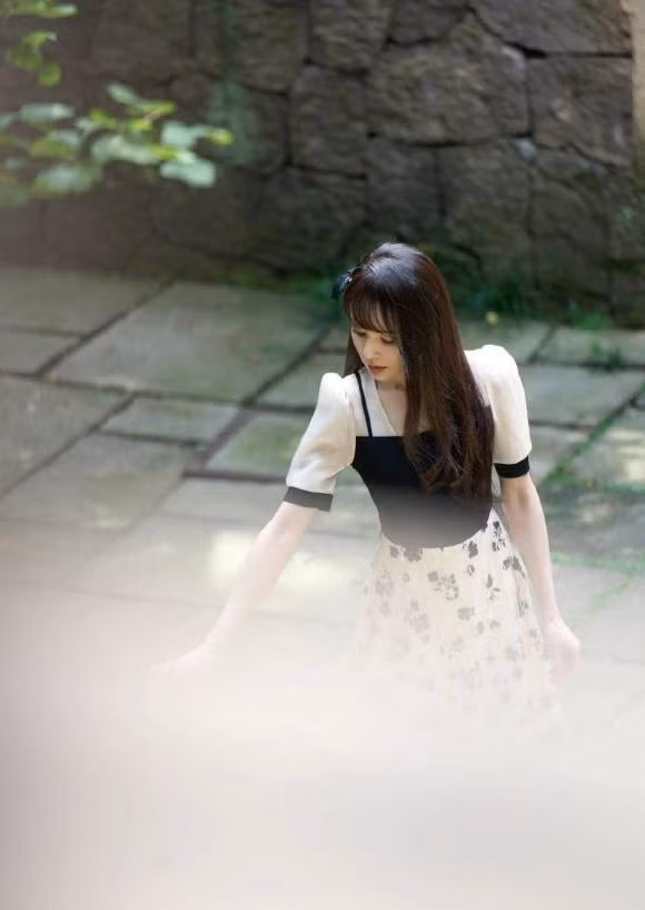 U60 Ly Nhuoc Dong gay choang voi nhan sac khong thua gi gai 20-Hinh-4