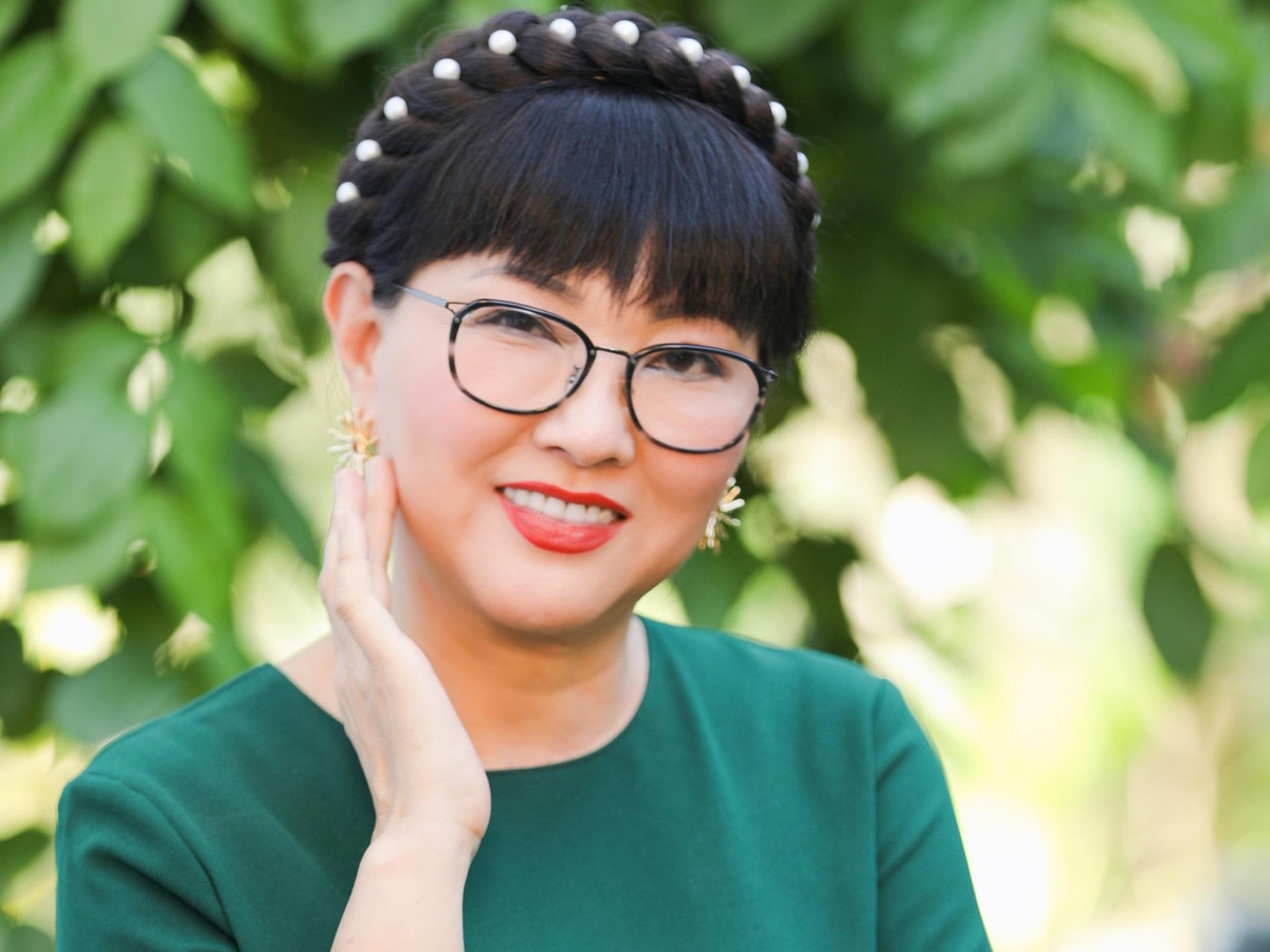 Nghe si Phuong Dung: 