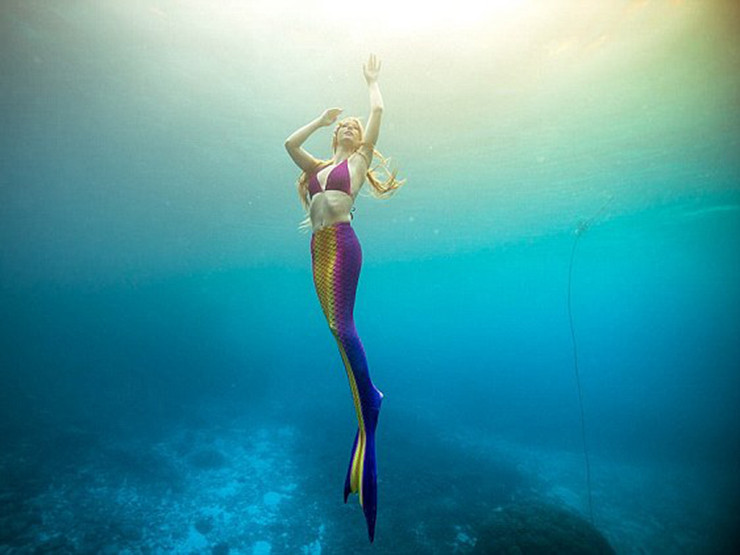 Nghề làm nàng tiên cá: Lương cao nhưng không được phép căng thẳng ảnh 2