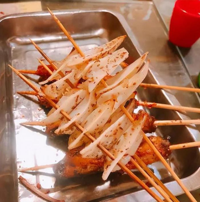 An do nuong ben ngoai dung lo 5 loai thit nay-Hinh-4