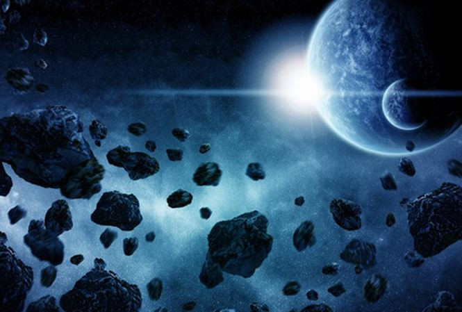 Tuy nhiên, vì các hành tinh băng khổng lồ còn chứa một lượng đáng kể oxy, bên cạnh carbon và hydro, nên việc dùng phim hydrocacbon chỉ có thể mô phỏng một phần bên trong của các hành tinh”. Khi tìm kiếm chất liệu phim phù hợp, các nhà nghiên cứu tình cờ phát hiện ra một vật chất quen thuộc là PET, loại nhựa được sử dụng để làm chai nhựa thông thường.