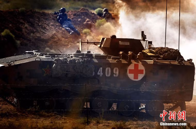 Các loại xe thiết giáp này sẽ làm nhiệm vụ thu gom thương binh trên chiến trường để chuyển về hậu phương.