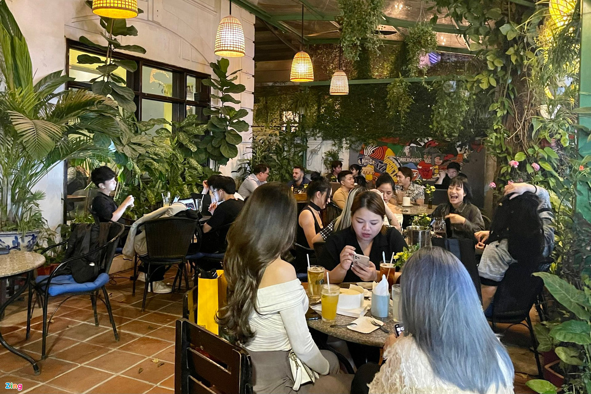 Nhung con pho khong ngu o Ha Noi, TP.HCM dan thuc giac-Hinh-3