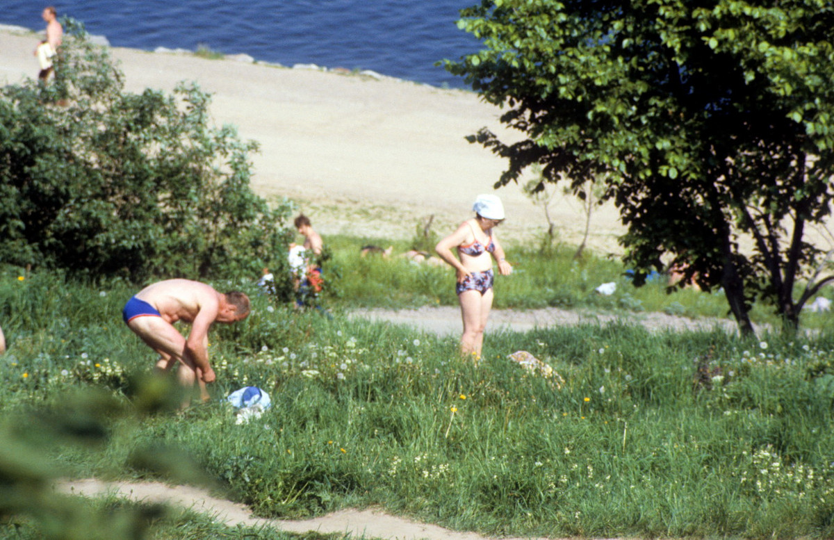 Người dân Moscow tắm sông ở Kolomenskoye.