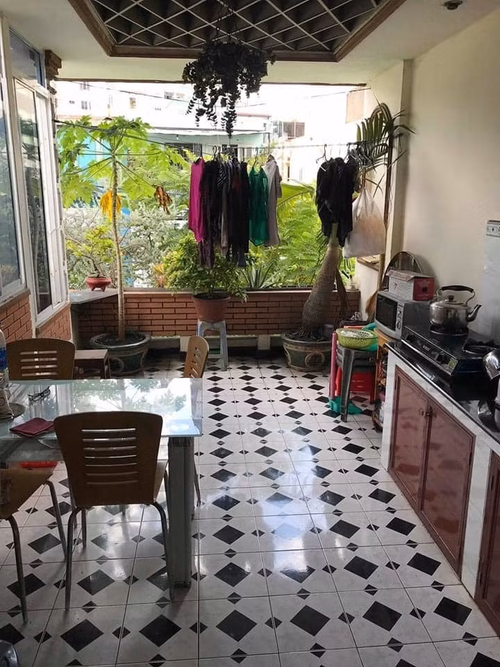 Ngoi nha sua chua chap va bong thay doi ngoan muc-Hinh-2