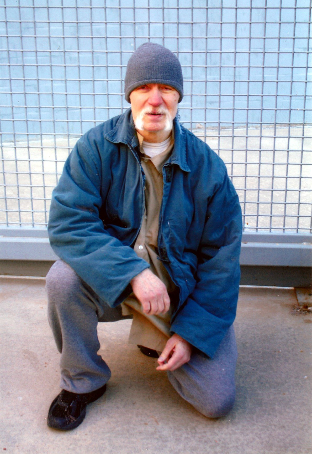 Năm 14 tuổi, Silverstein cắp một chiếc xe và tấn công một cảnh sát. Khi được đưa đến trại cải tạo cho thanh thiếu niên California, Silverstein có thái độ chống đối. Ngay khi được thả, Silverstein bắt đầu sử dụng ma túy.