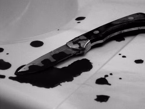 Tại nhà tù ở Leavenworth, Silverstein gia nhập băng đảng Anh em Aryan. Theo lệnh của các "đại ca", Silverstein đã gây ra nhiều tội ác, trong đó gồm hành động giết tù nhân Danny Atwell. Vụ này khiến hắn bị kết án tù chung thân.