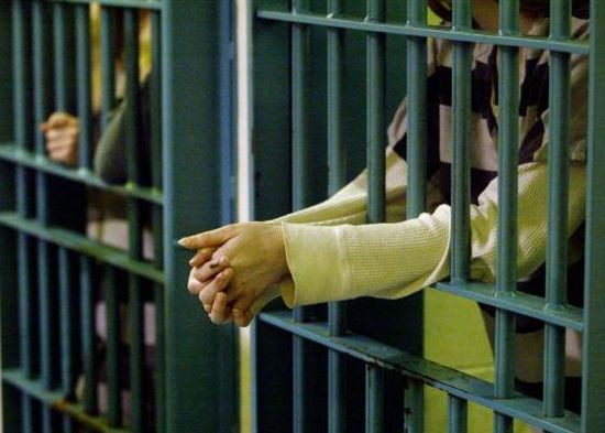 Sau khi nhận thêm hai bản án chung thân mới, Silverstein tiếp tục giết người vào ngày 22/10/1983. Sử dụng một chiếc chìa khóa tự chế để mở khóa còng, Silverstein đã đâm cai ngục Merle E. Clutts đến chết.