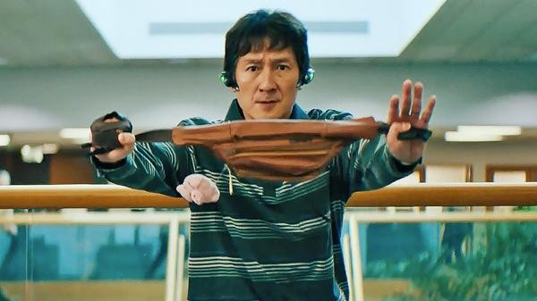 Sao nhi 40 nam bi lang quen, cang lon cang giong Thanh Long-Hinh-11