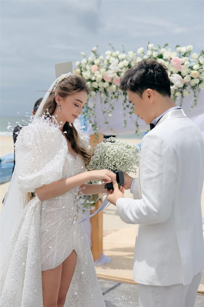 Vo Tay cua Bui Tien Dung chia se qua cuoi dac biet tu me