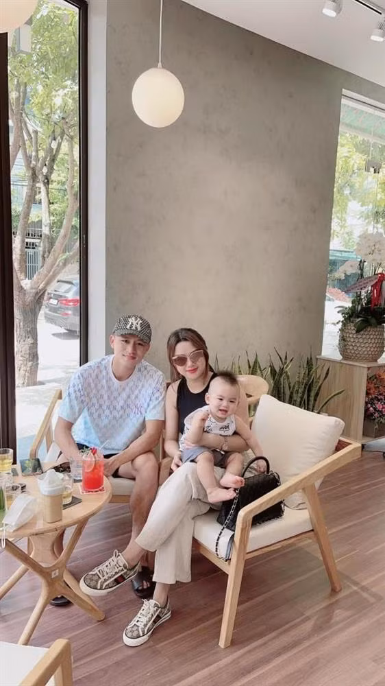 Them cau thu noi tieng tuyen Viet Nam tuyen bo lay vo-Hinh-5